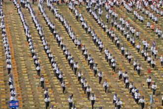 ���Ŵ�������